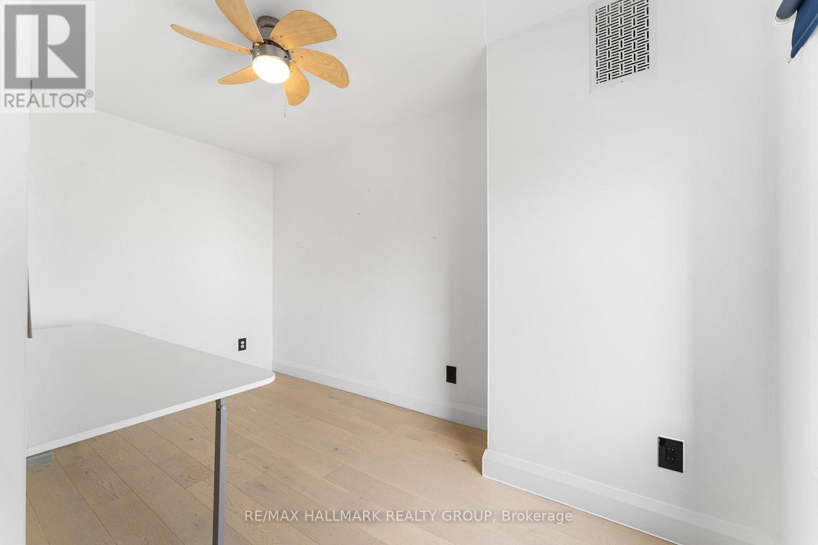 469 Booth Street