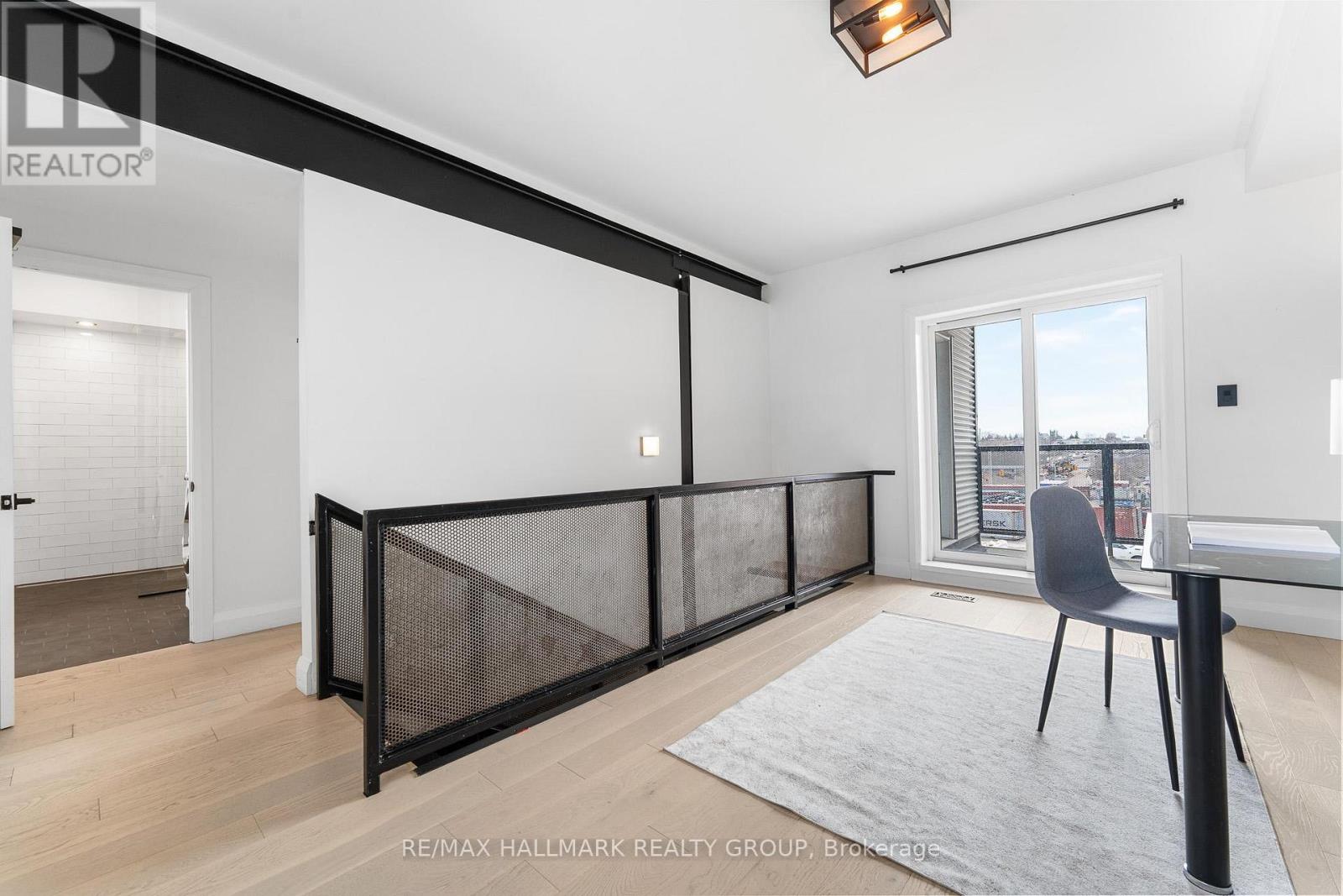 469 Booth Street