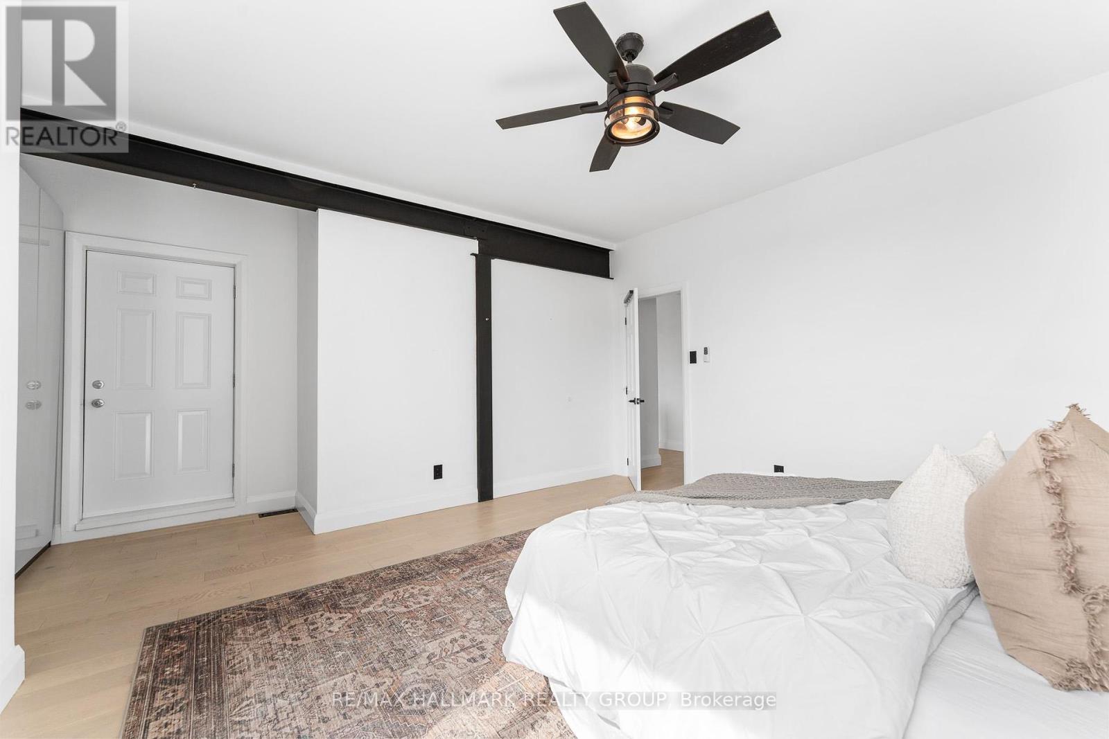 469 Booth Street