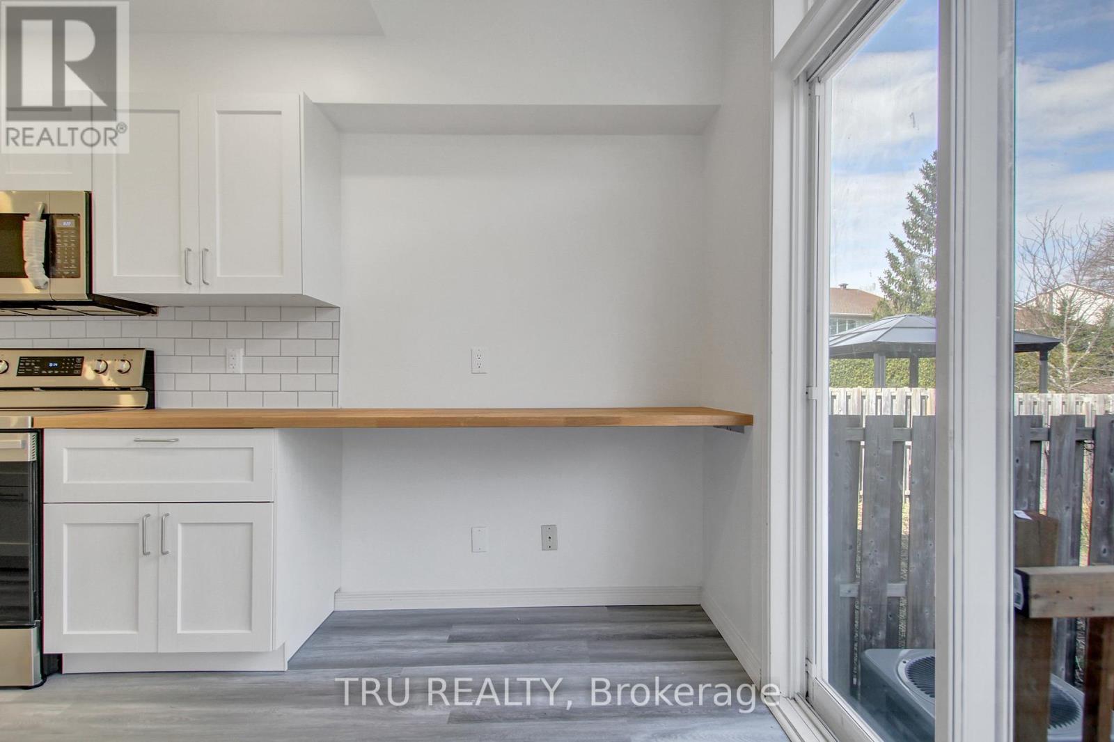 133 Kinross Private