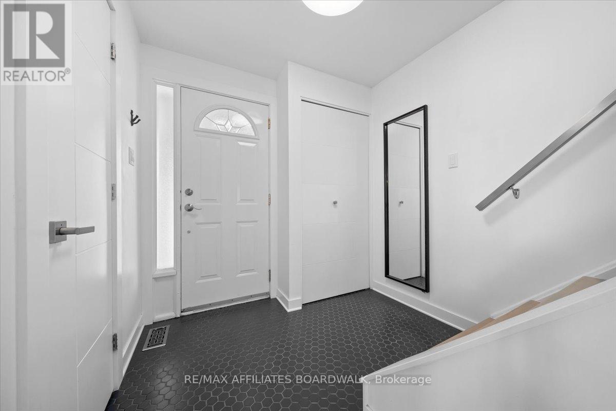 423 Viewmount Drive