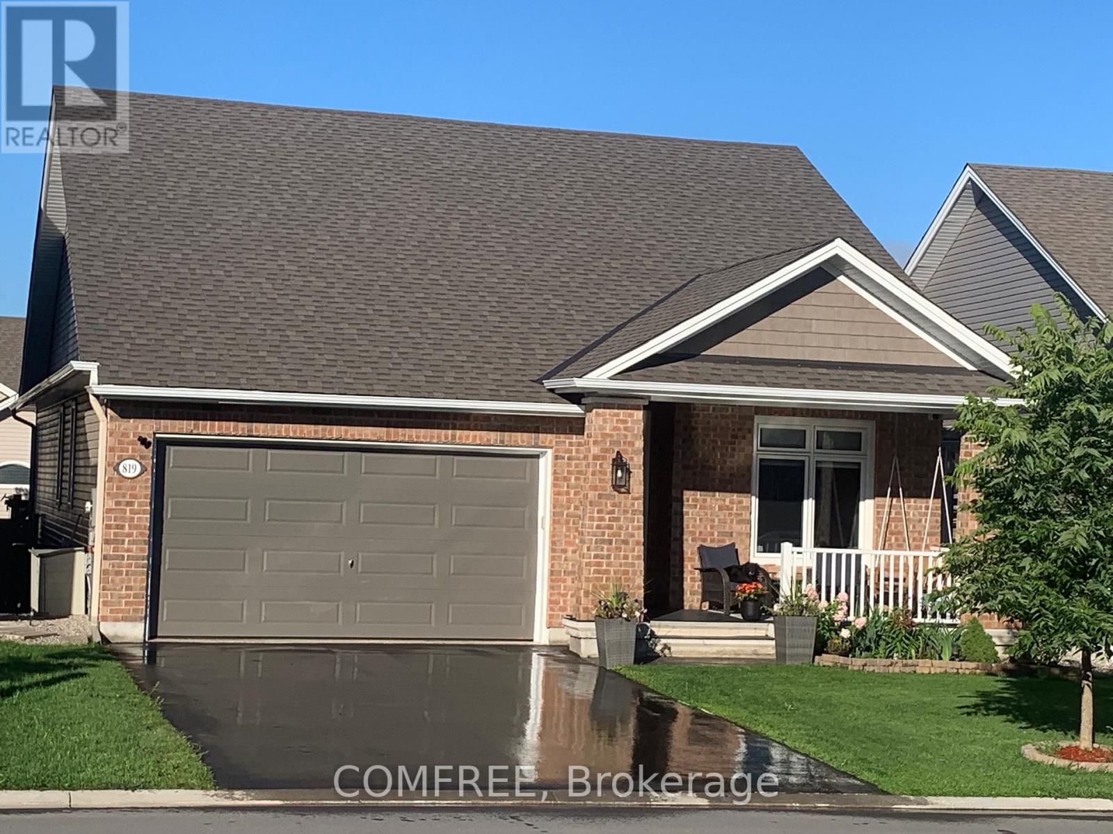 819 Tewin Circle