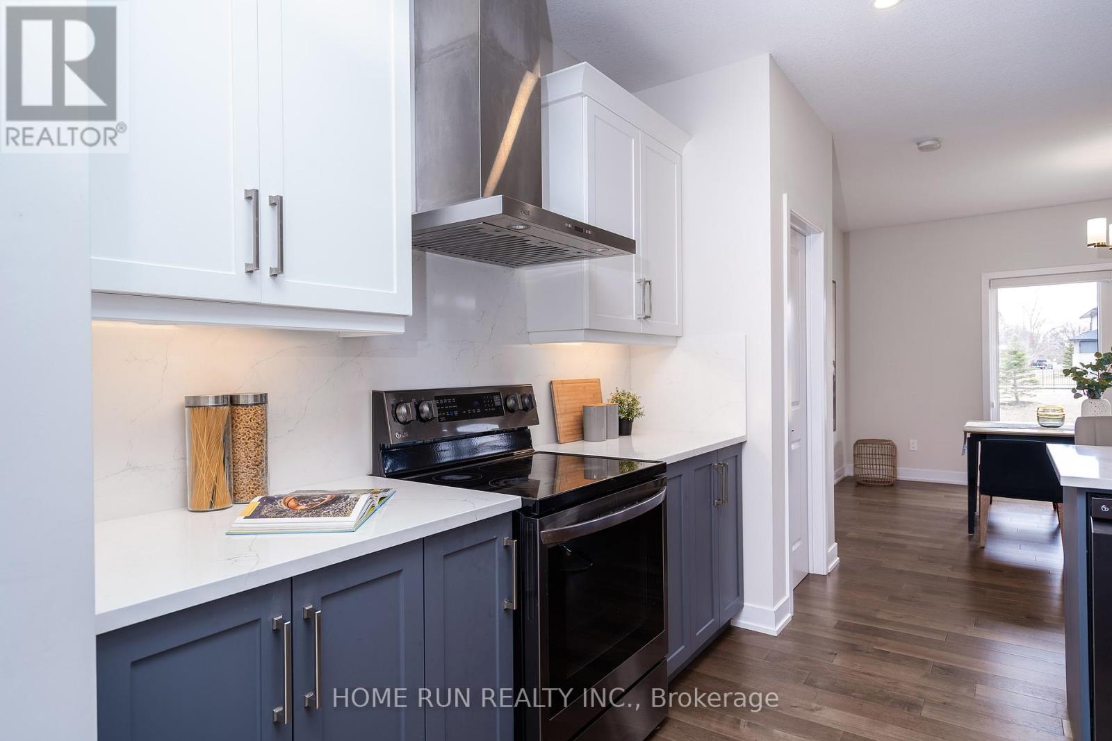 212 Summerview Terrace