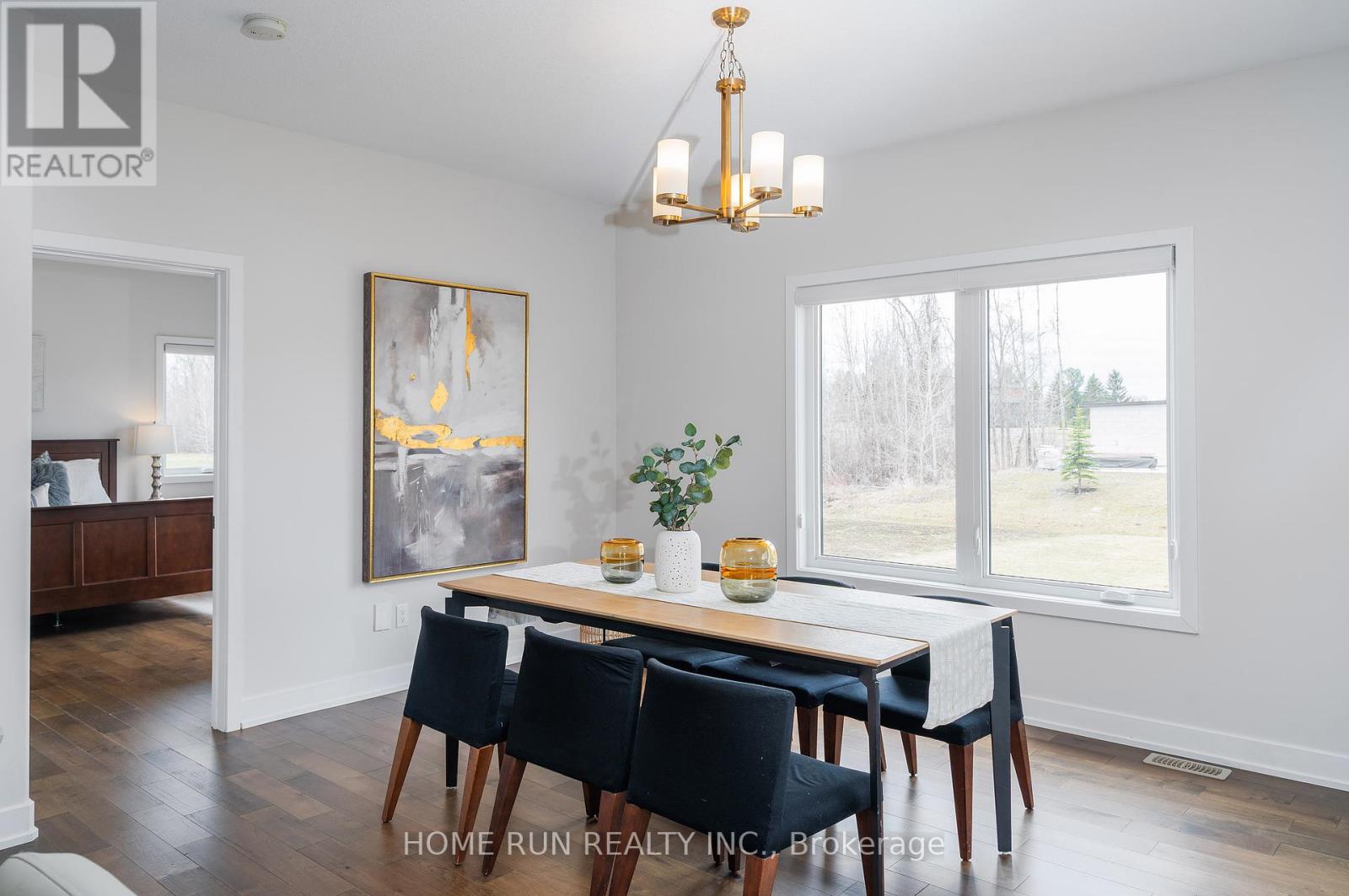 212 Summerview Terrace