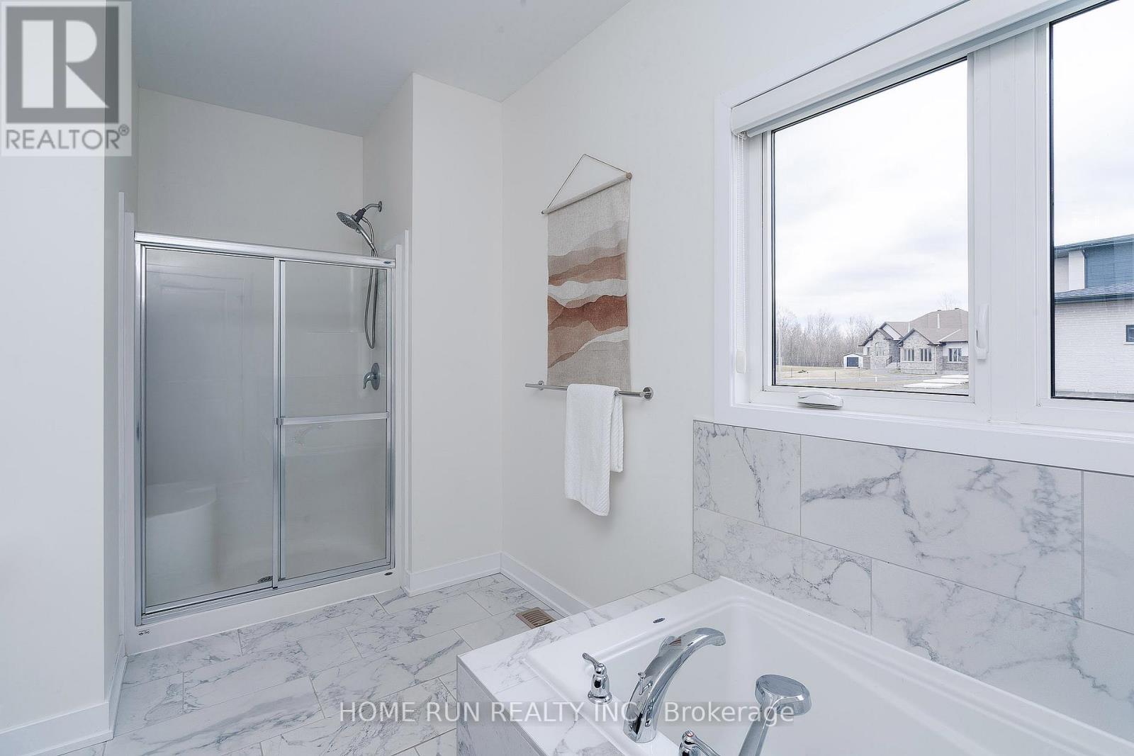 212 Summerview Terrace