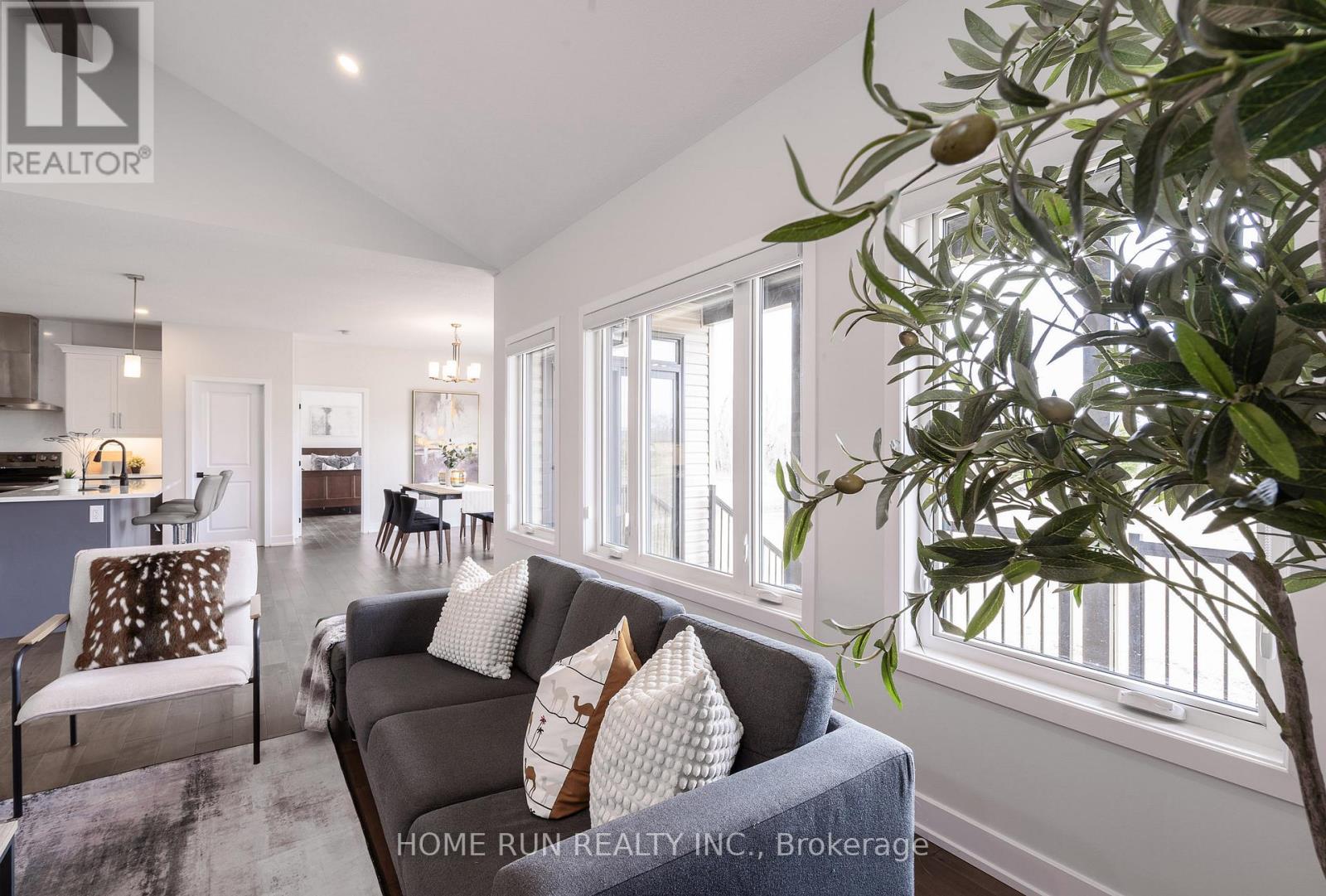 212 Summerview Terrace