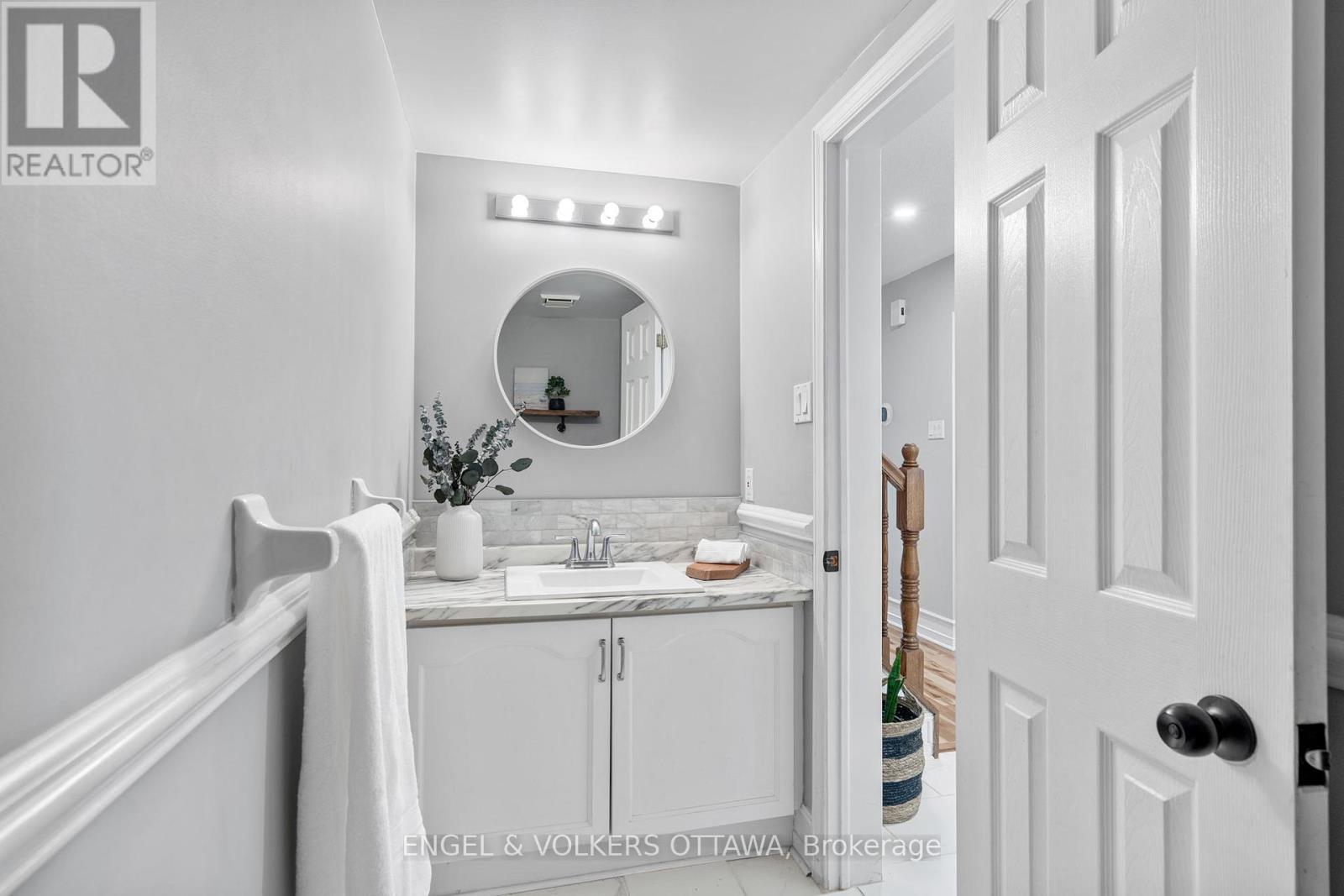 92 Markland Crescent