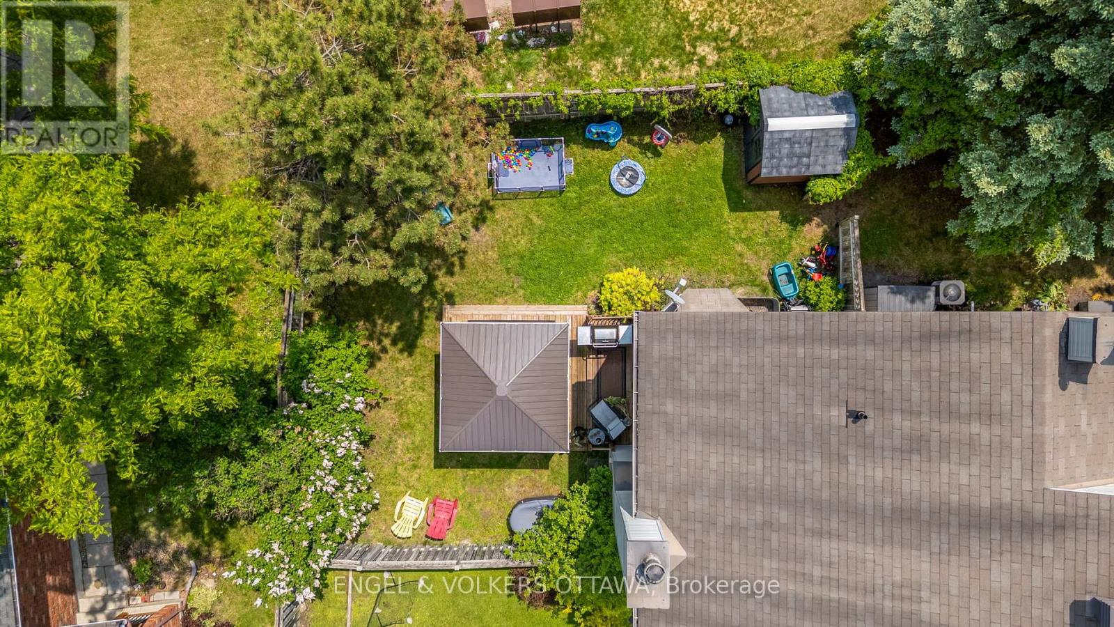 92 Markland Crescent