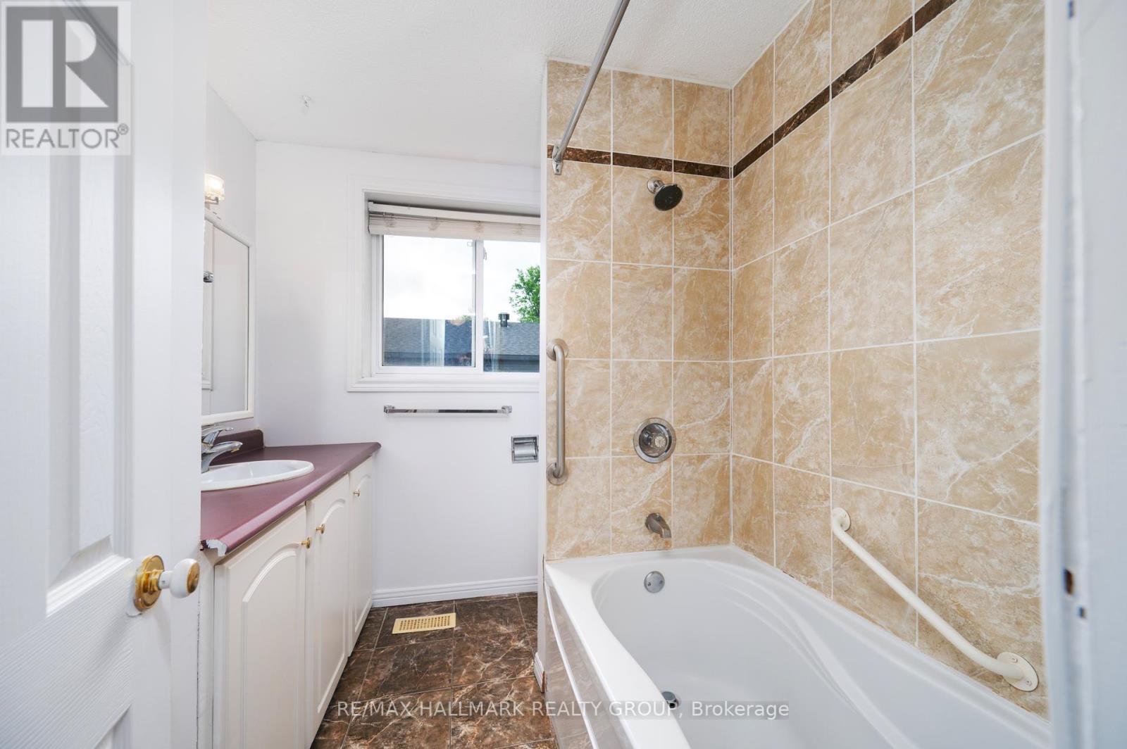 412 Montreal Road