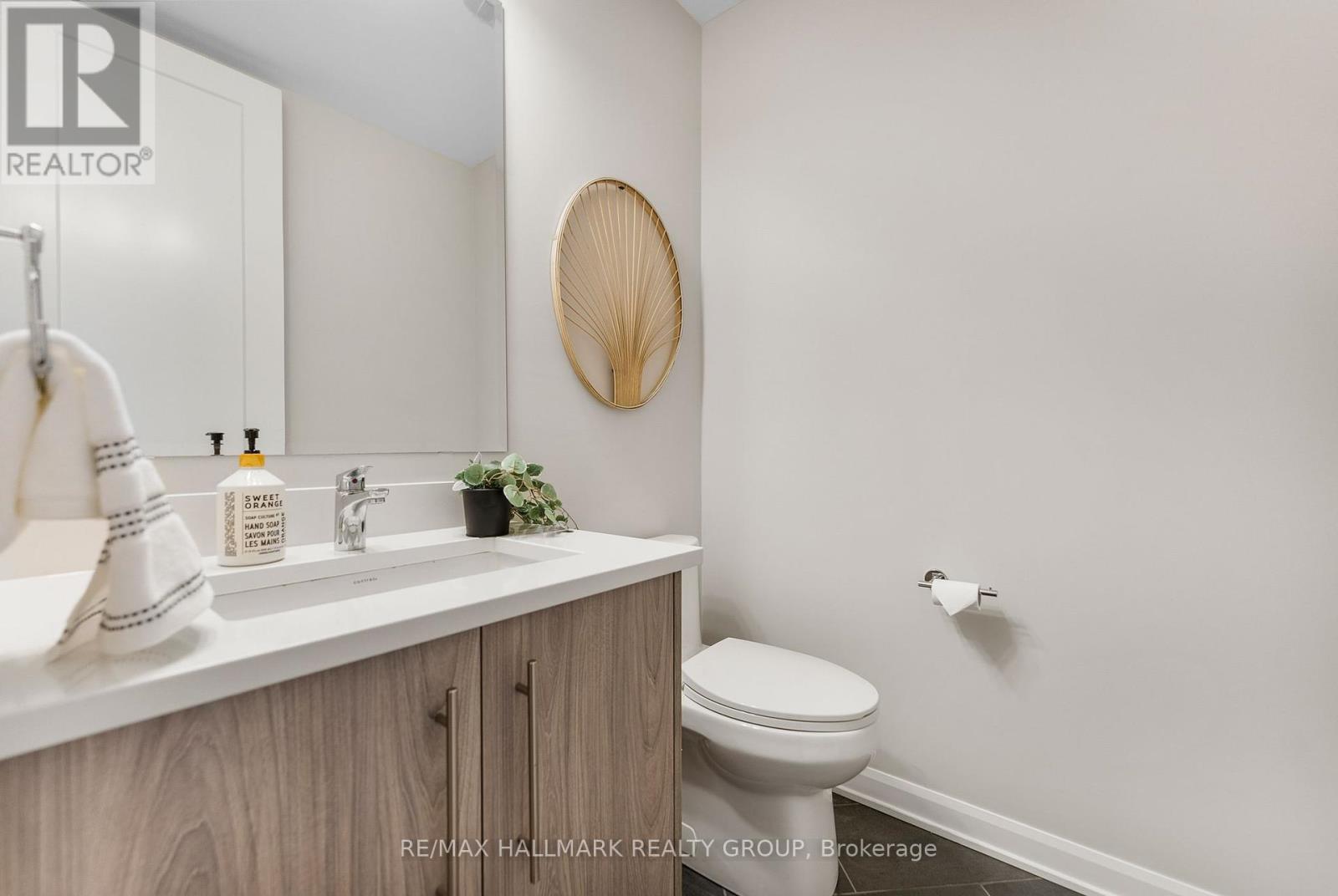 350 Cloyne Crescent