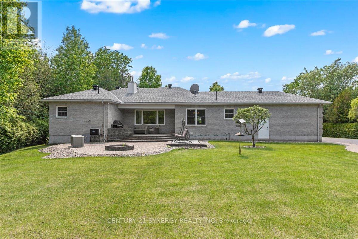 1921 Greys Creek Road S