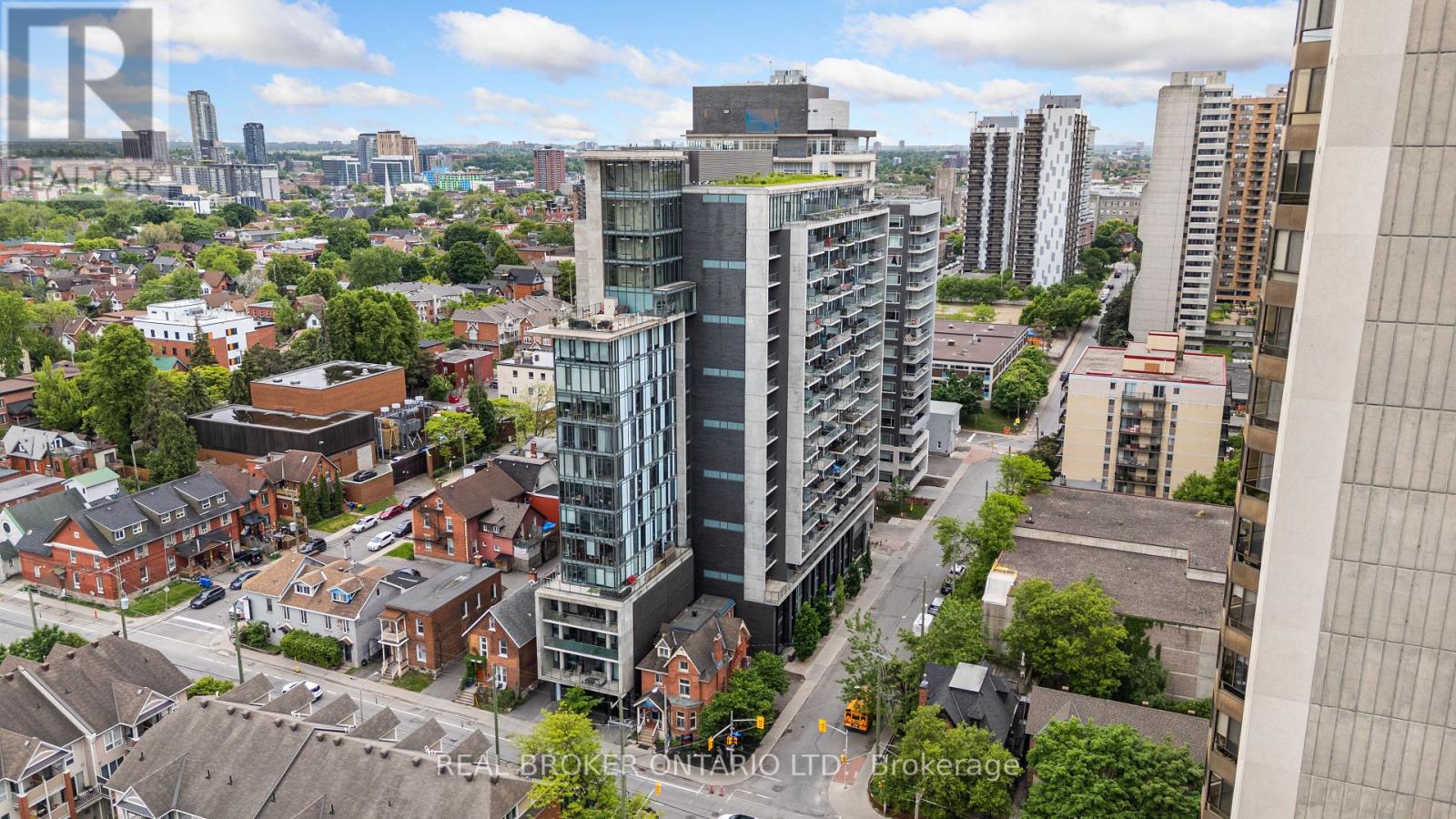 1208 - 224 Lyon Street N