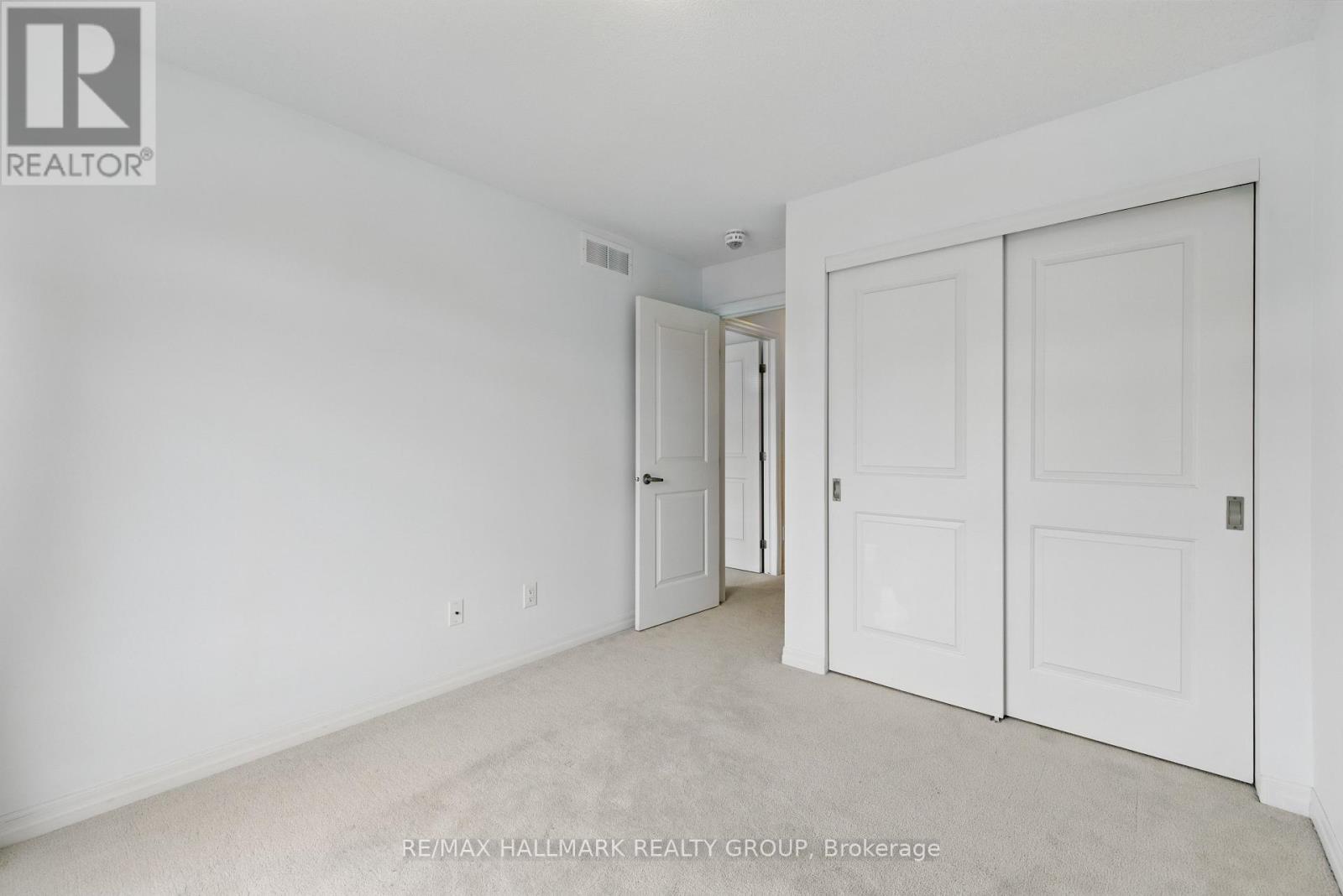 1022 Cobble Hill Drive