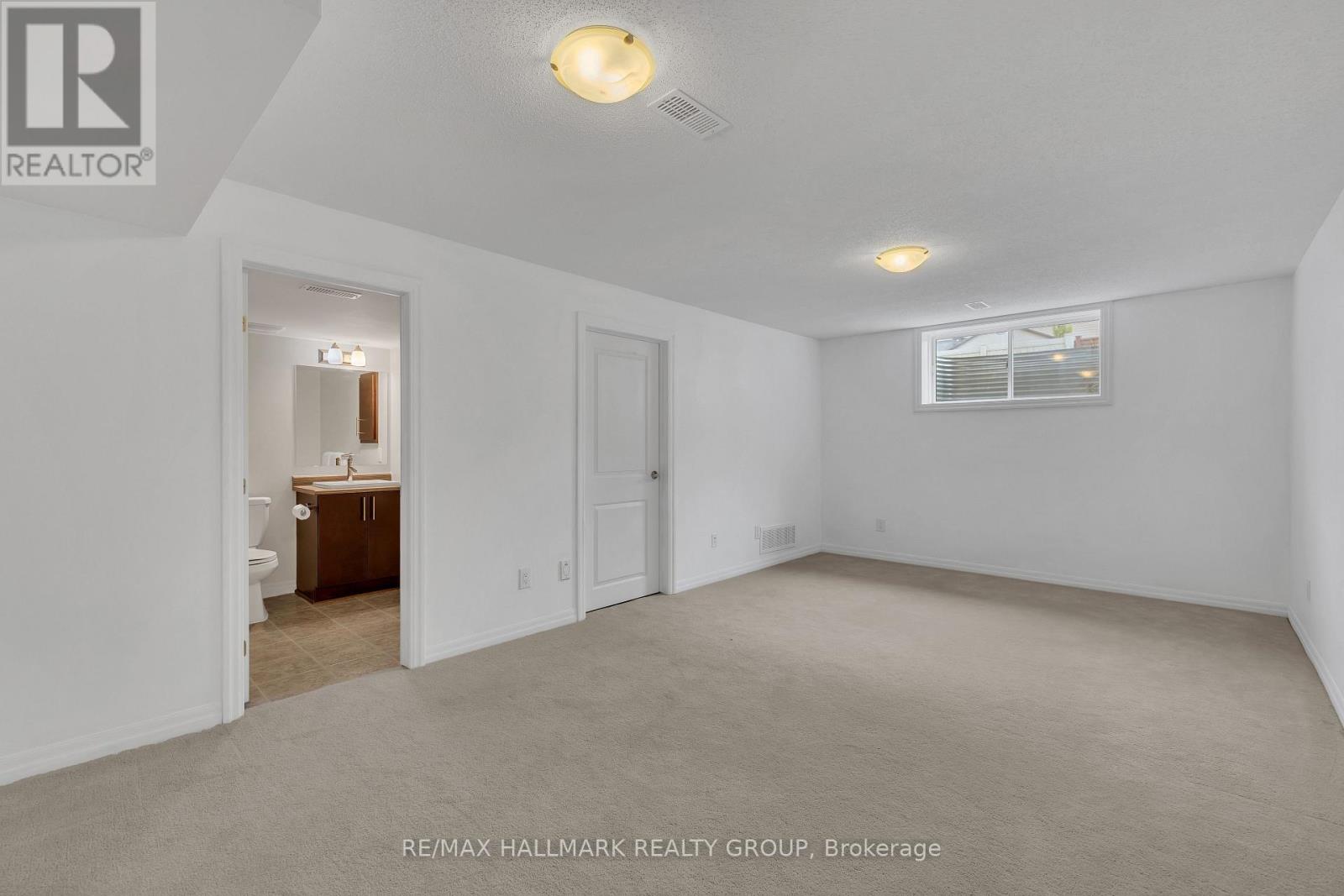 1022 Cobble Hill Drive