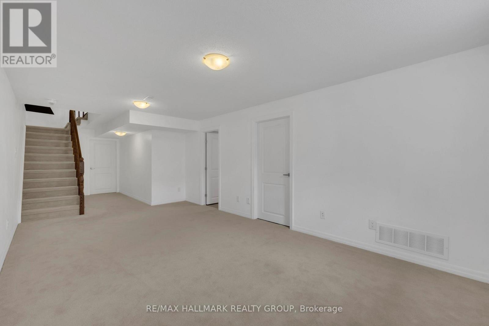 1022 Cobble Hill Drive