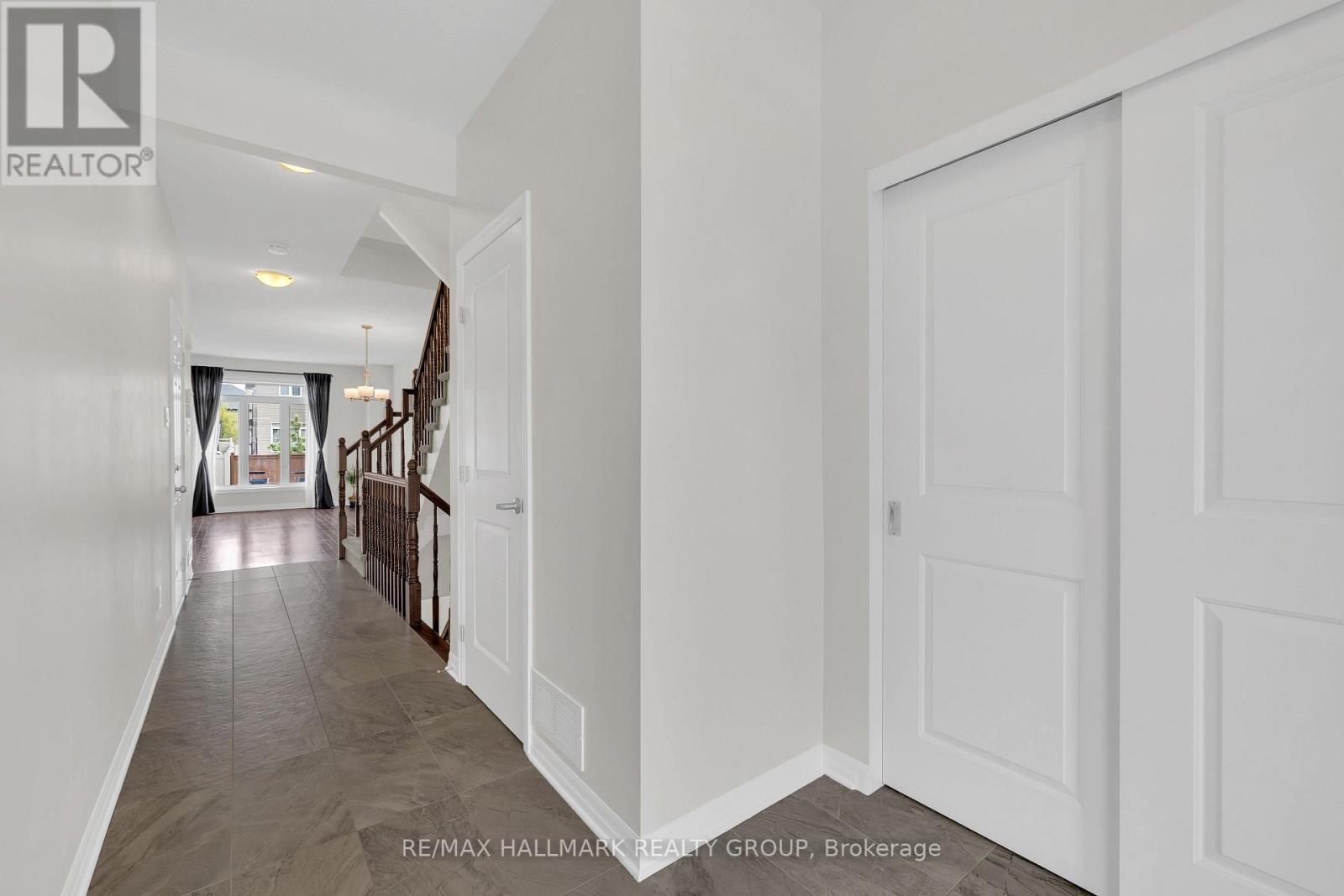 1022 Cobble Hill Drive
