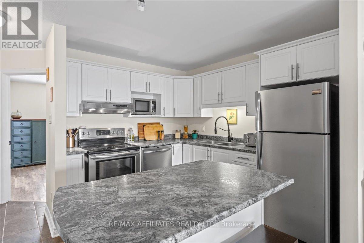 407 - 201 Eliot Street