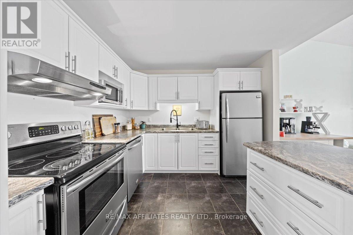 407 - 201 Eliot Street