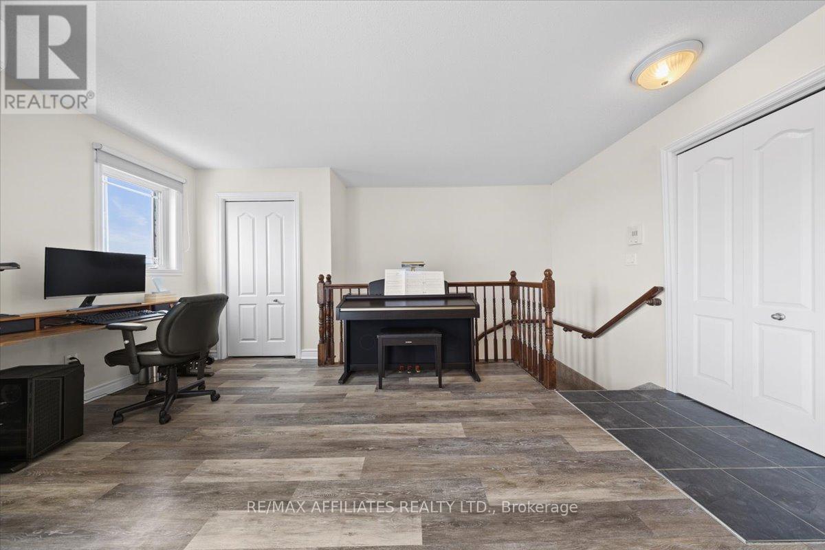 407 - 201 Eliot Street