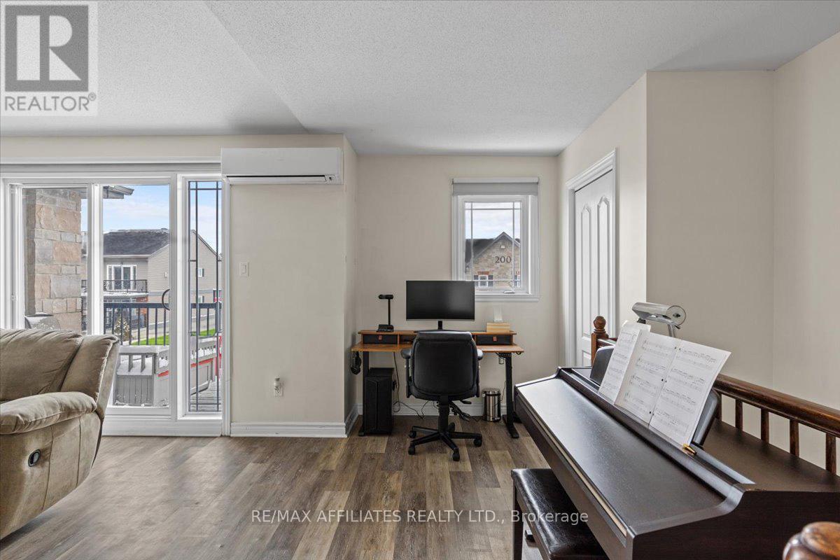 407 - 201 Eliot Street