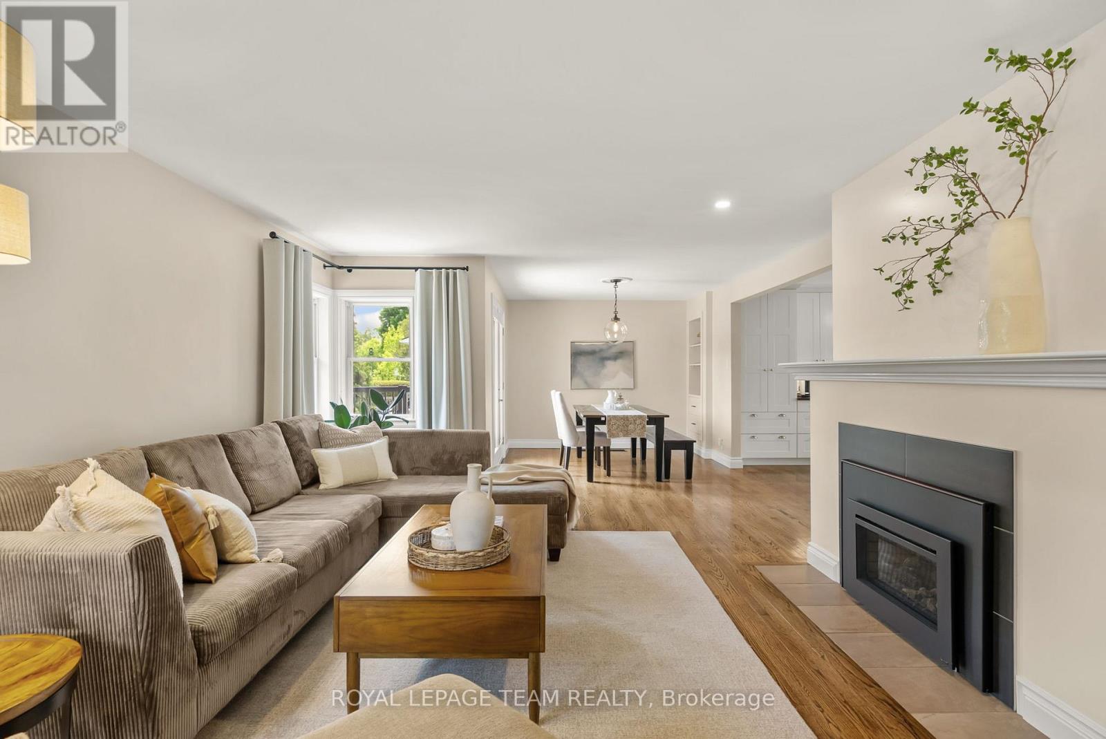 314 Clothier Street W