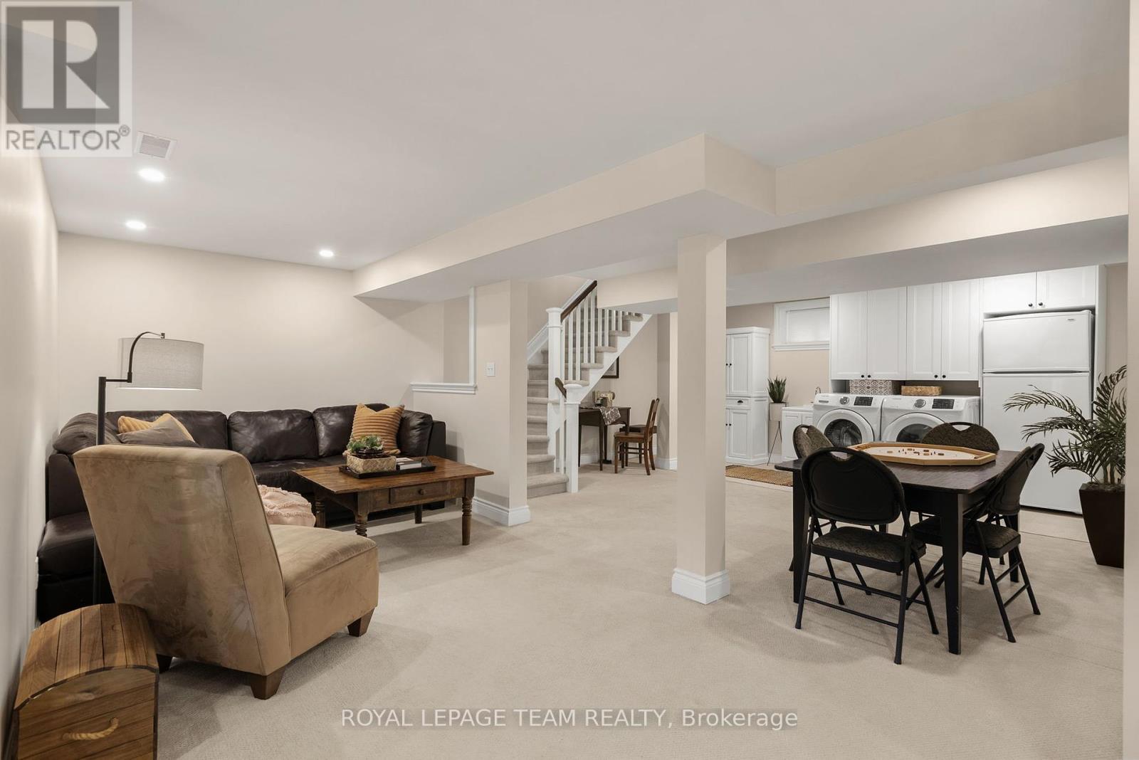 314 Clothier Street W