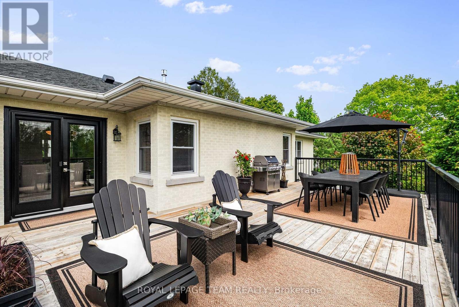 314 Clothier Street W