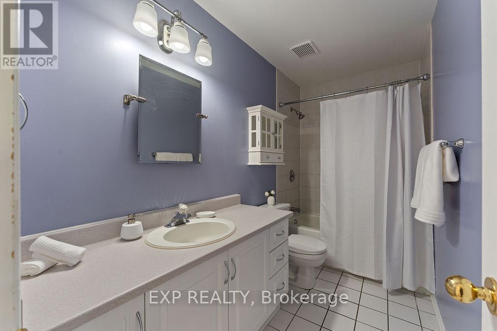 2 Bonnechere Drive