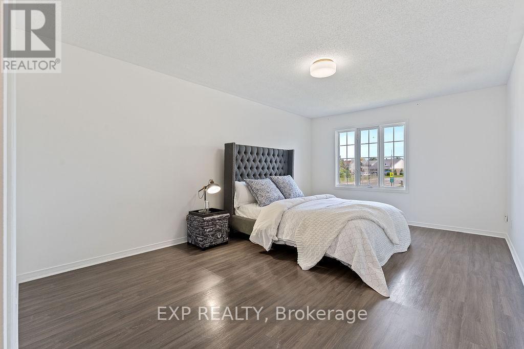 2 Bonnechere Drive