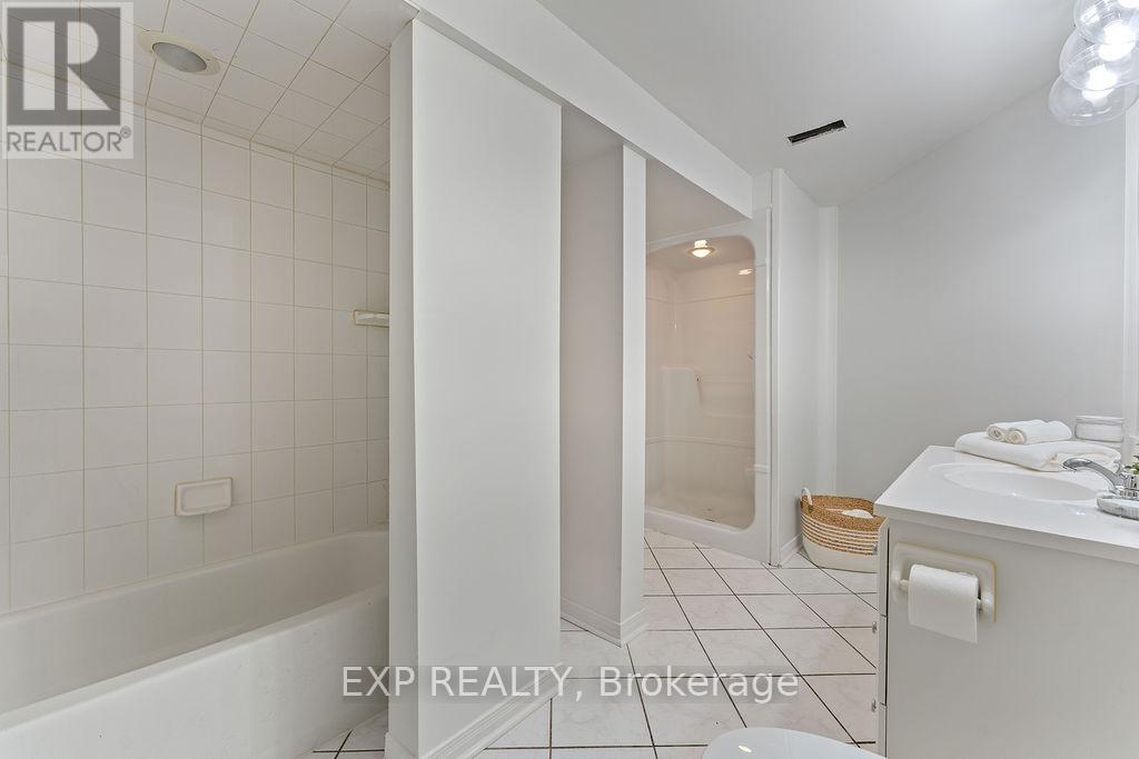 2 Bonnechere Drive