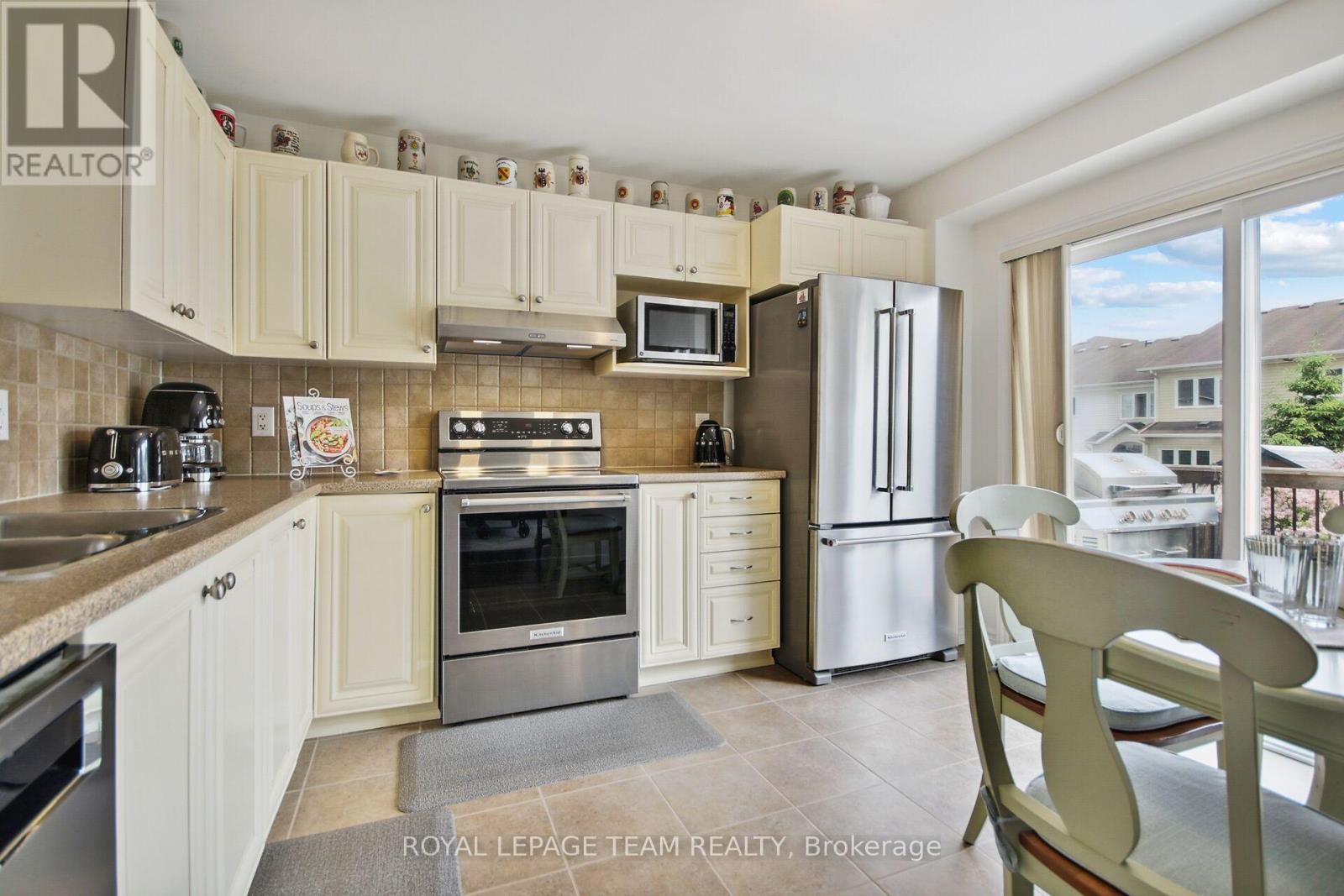 408 Abbeydale Circle