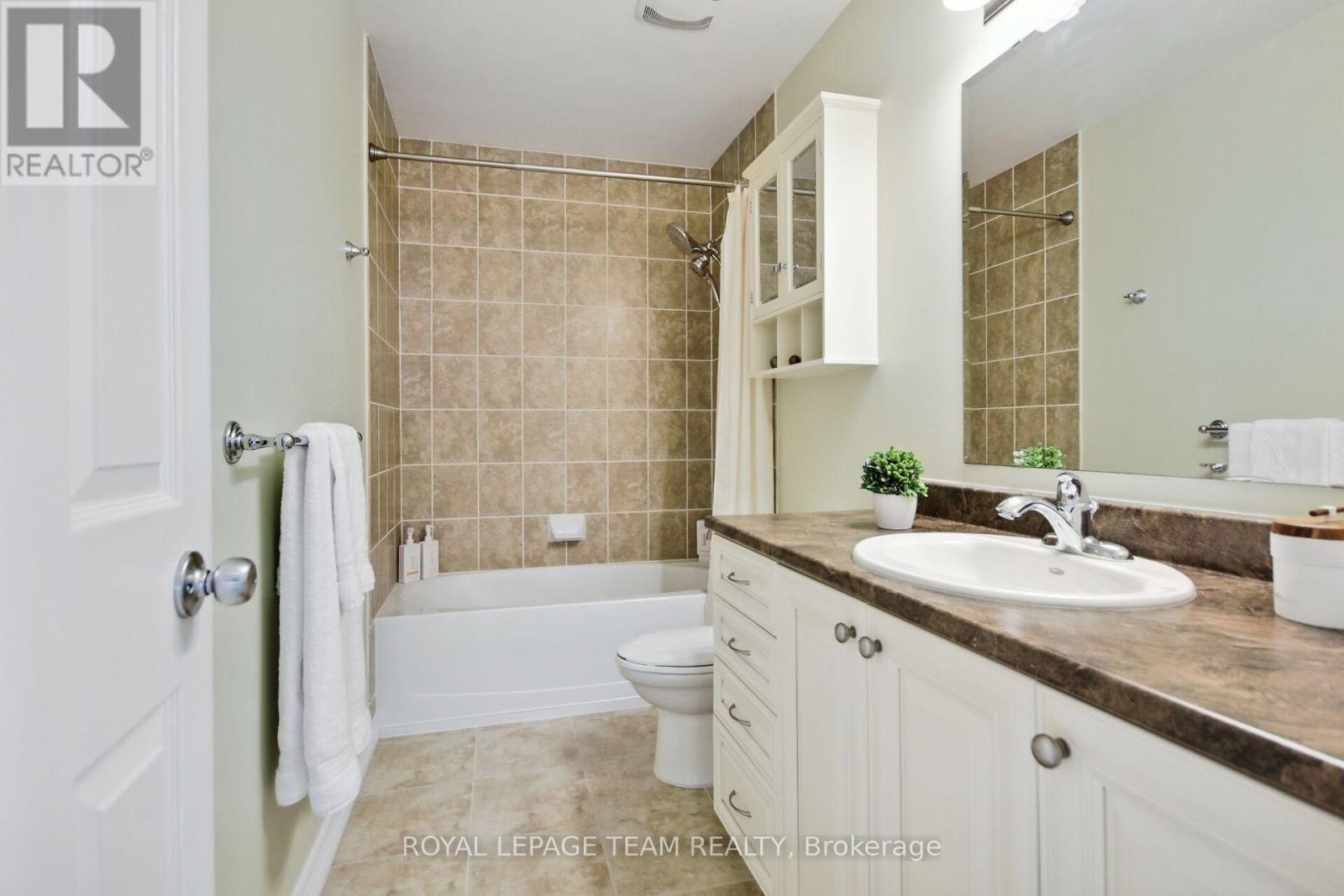 408 Abbeydale Circle