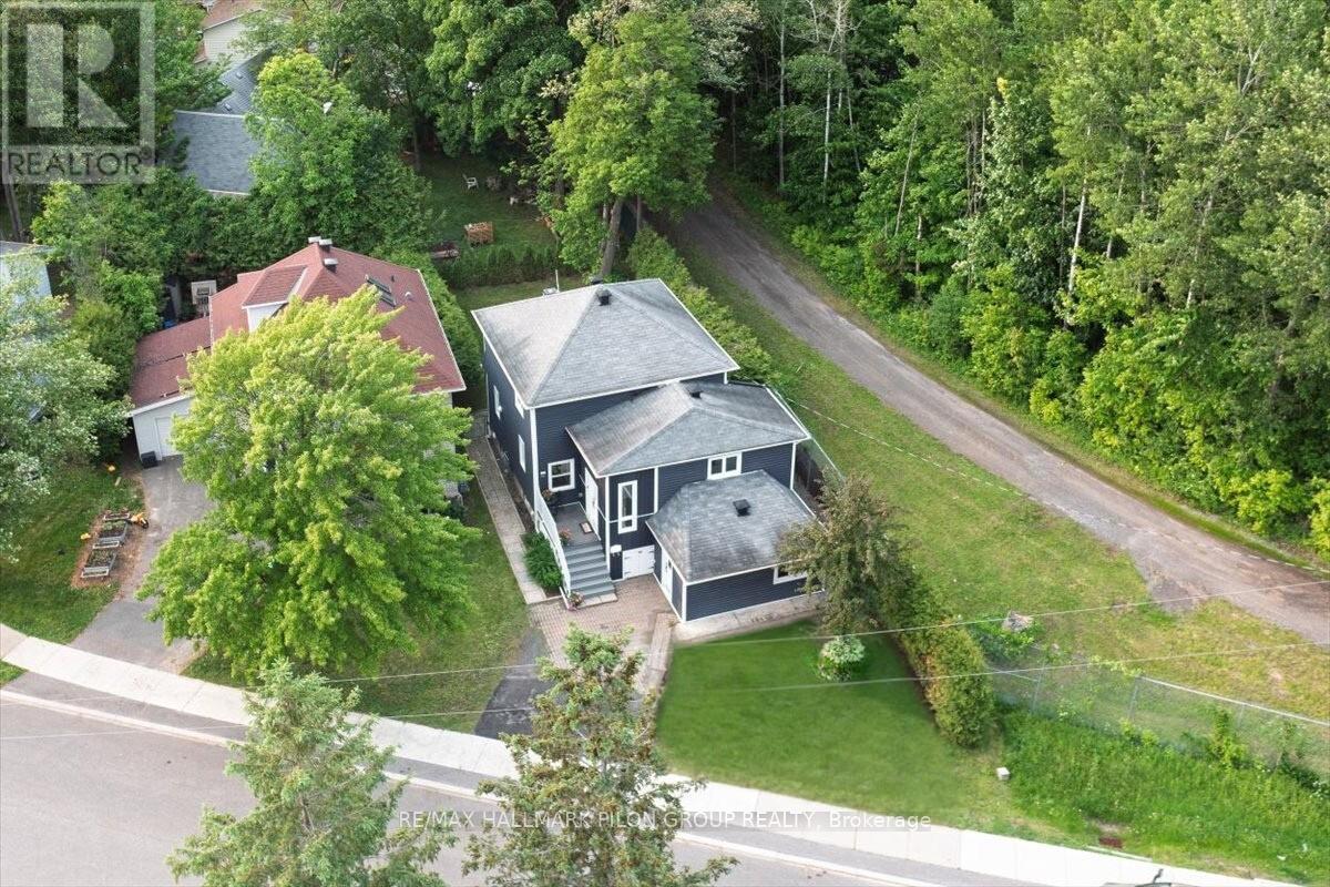 84 Eastpark Drive