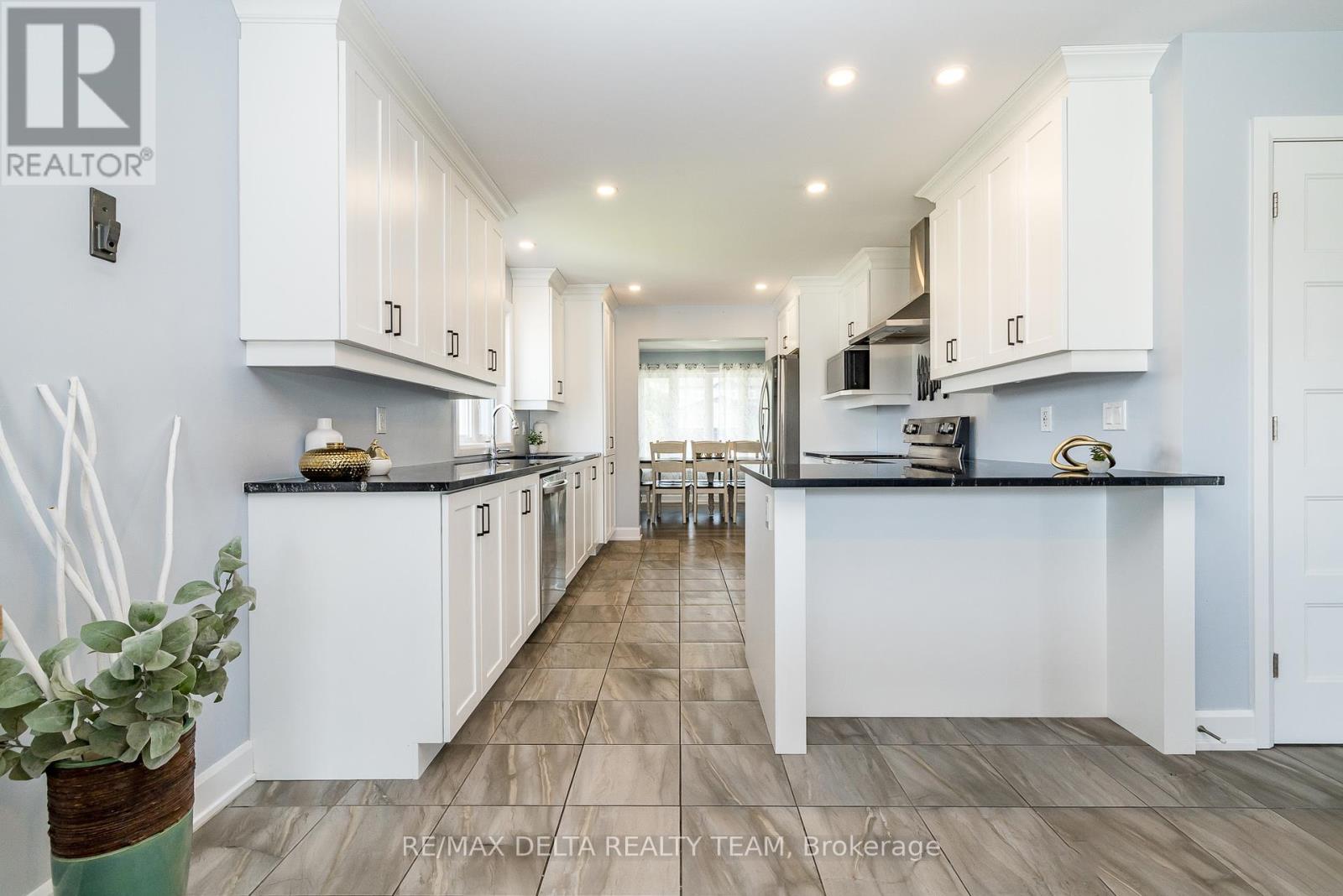 223 Station Trail