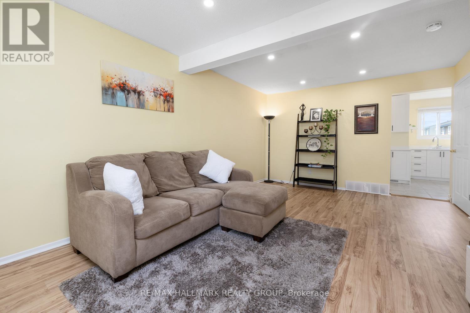 3238 Uplands Drive