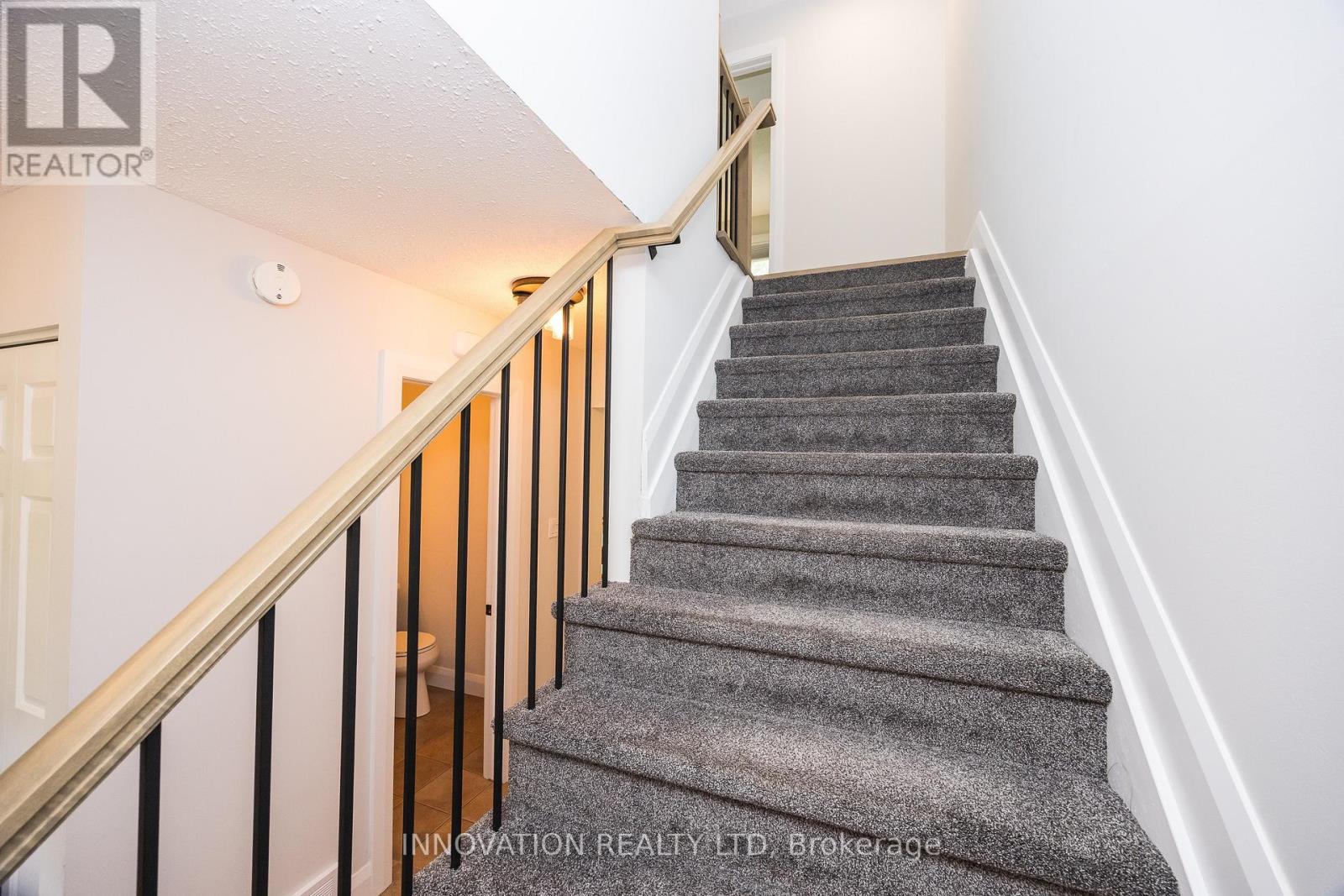 1098 Cindy Hill Crescent