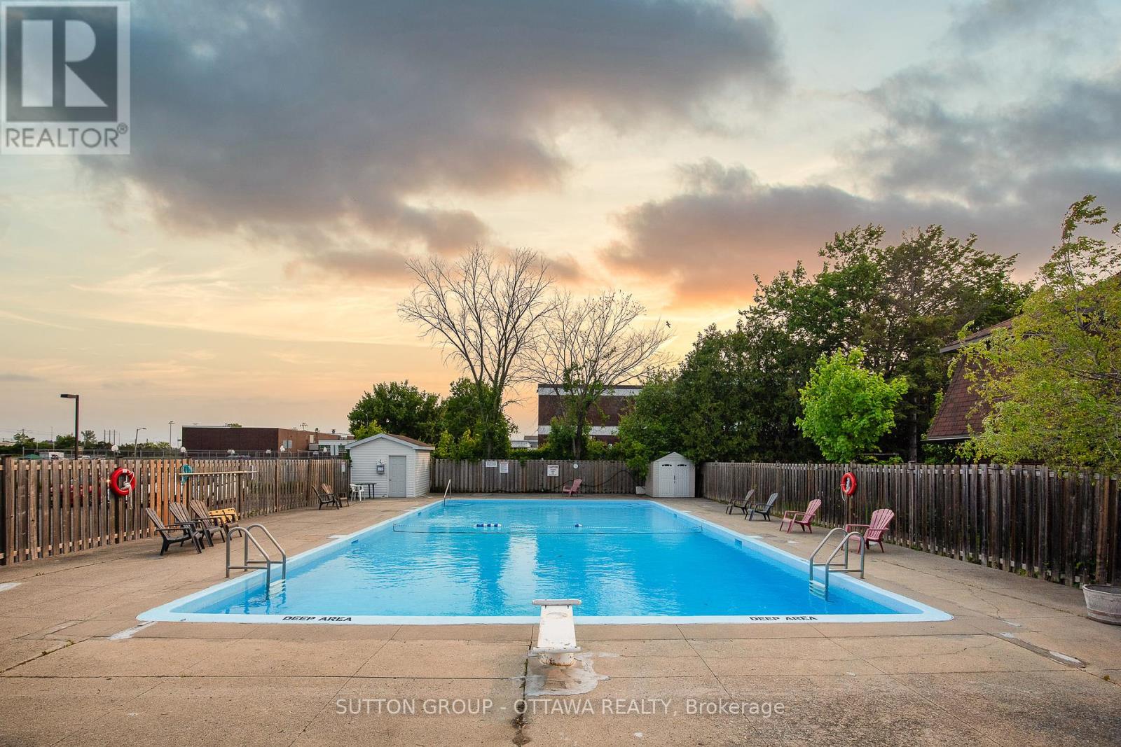 39j - 1958 Jasmine Crescent