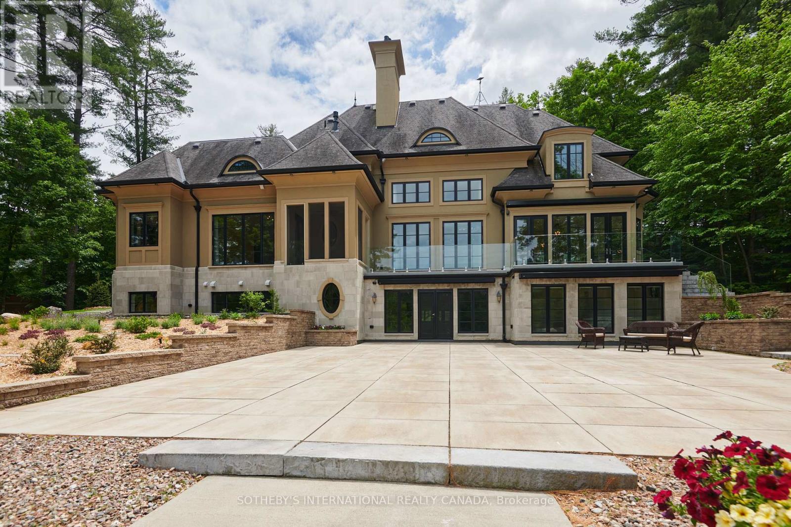 106 Lorlei Drive
