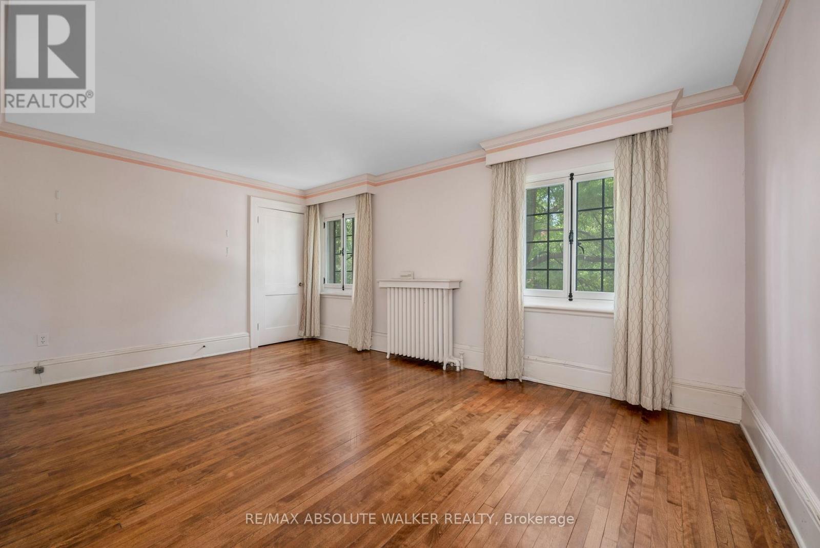 210 Rideau Terrace