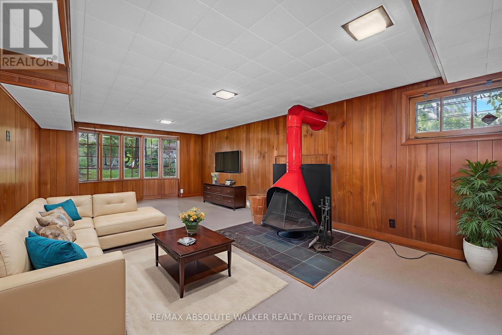 210 Rideau Terrace