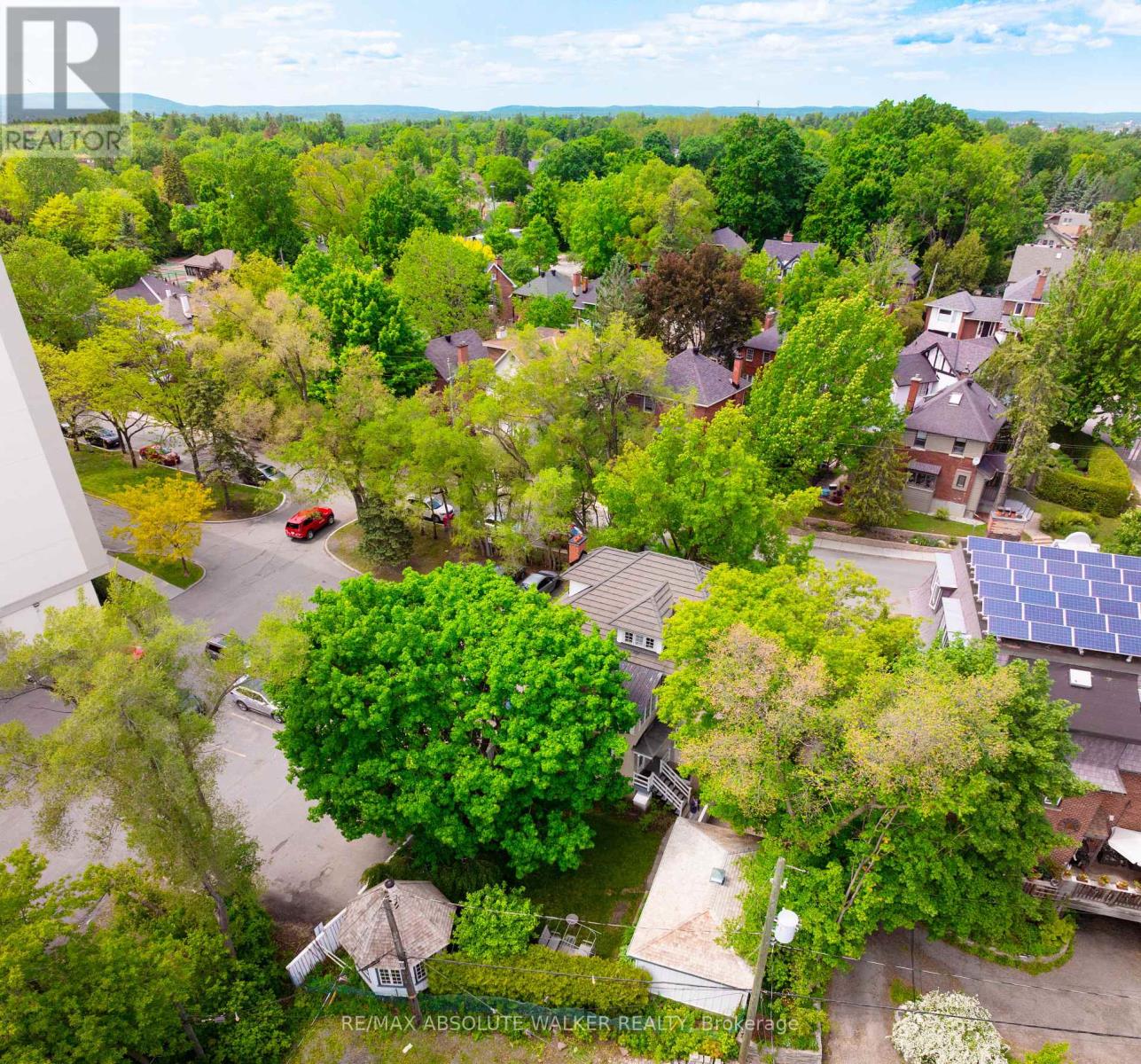 210 Rideau Terrace
