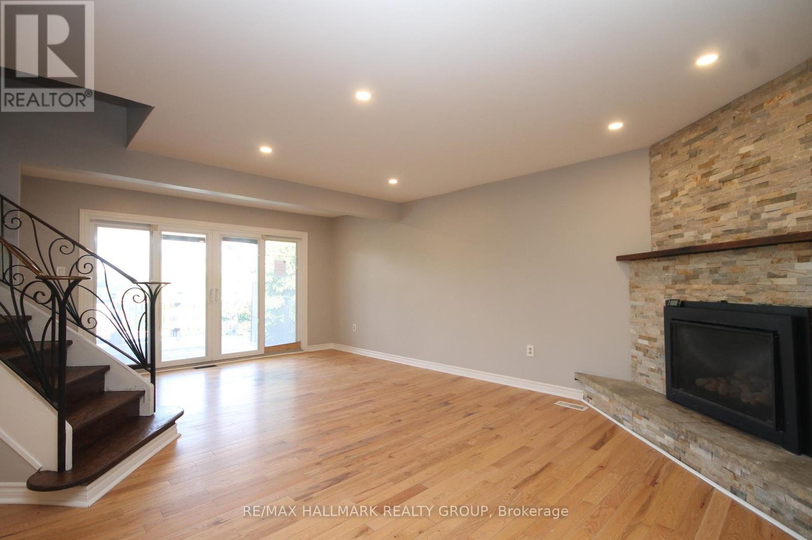 1844 River Road