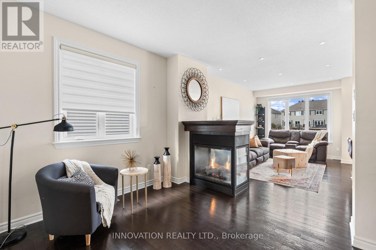 1559 Carronbridge Circle
