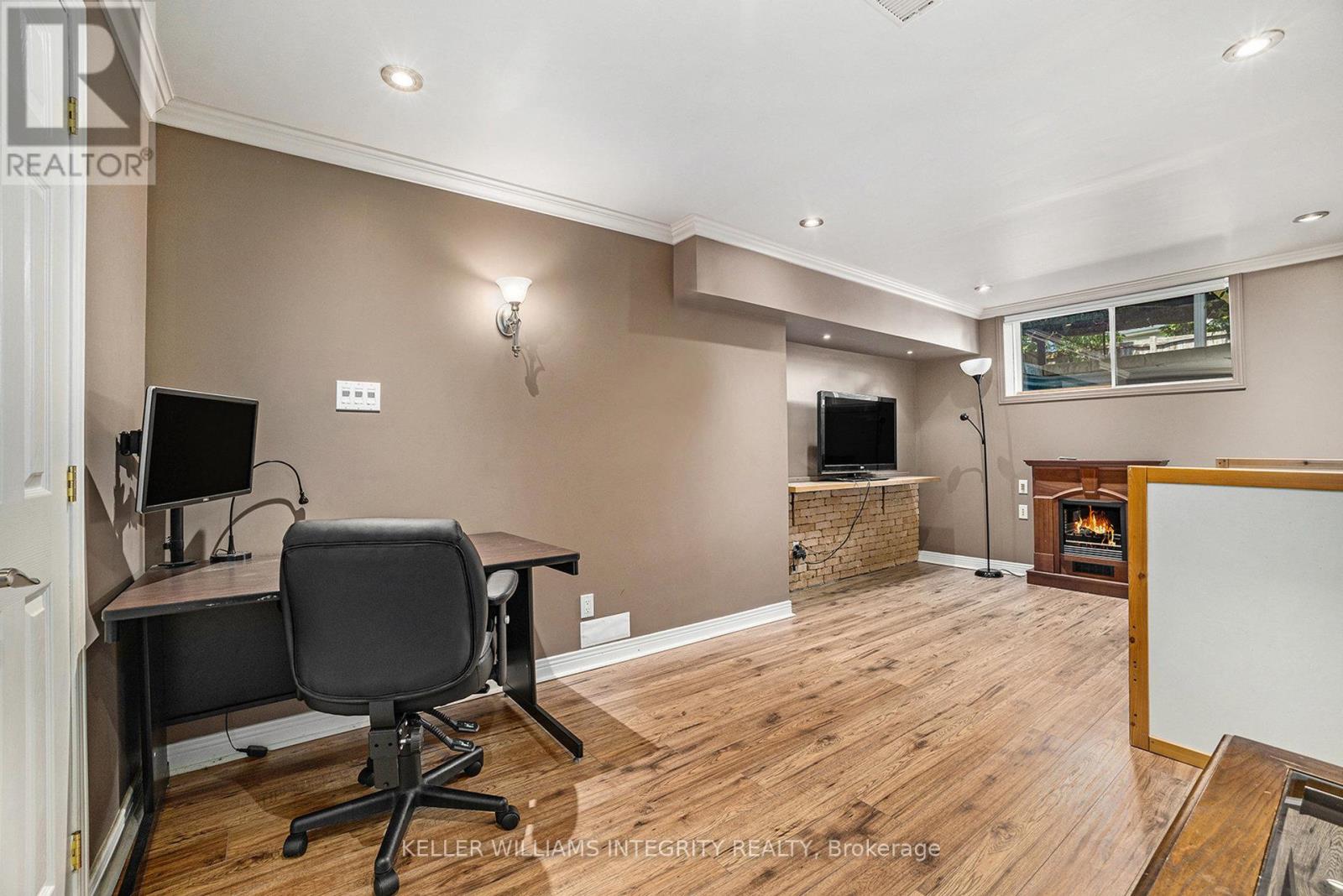 41 Milner Downs Crescent