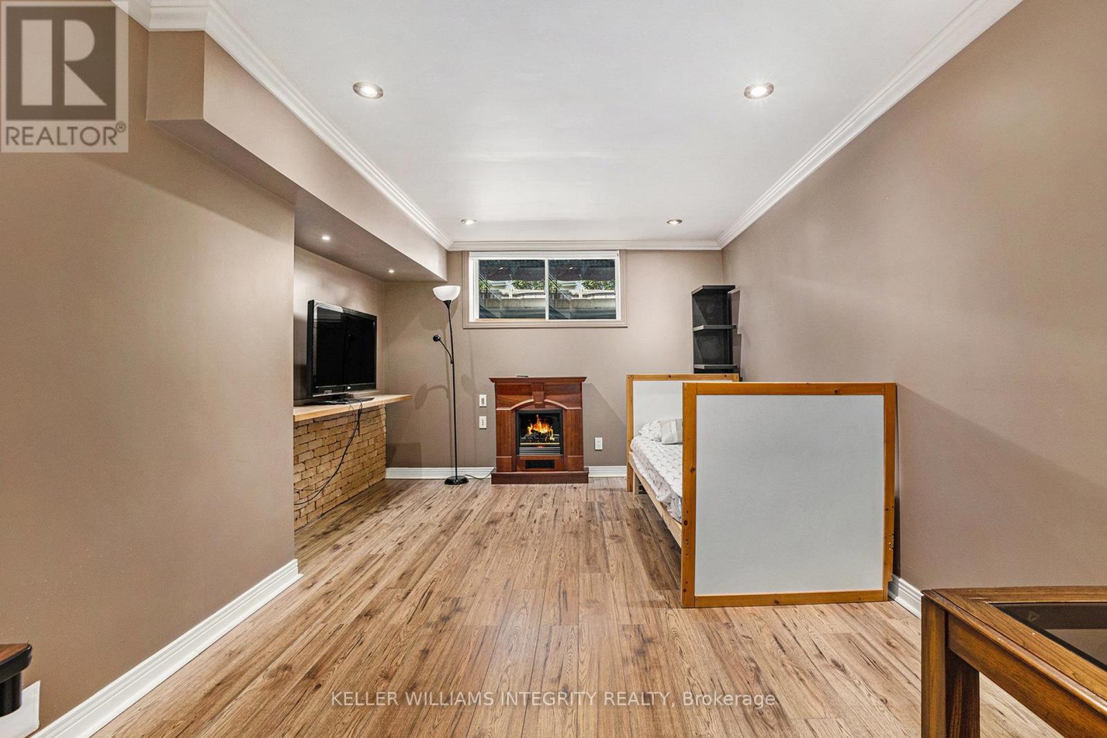 41 Milner Downs Crescent