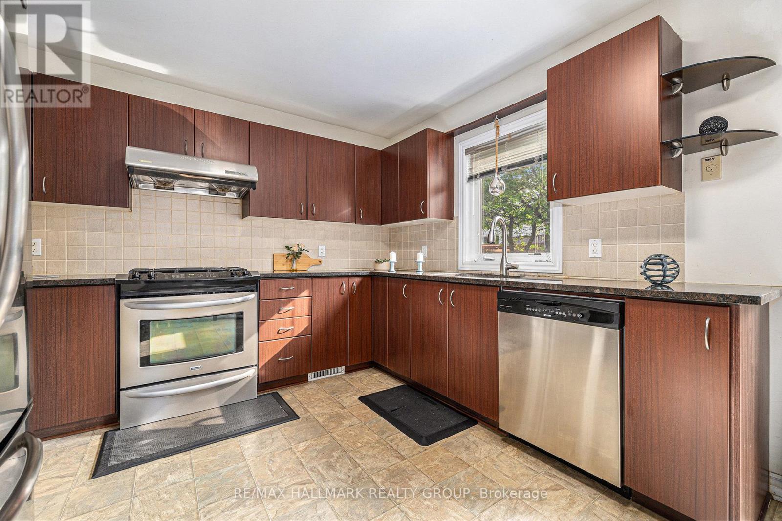 155 Tapestry Drive