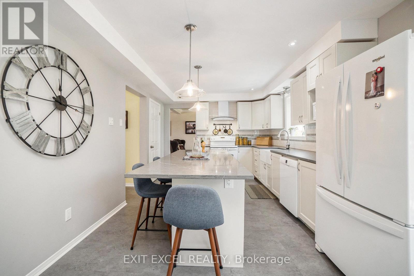 1551 Stanleyfield Crescent