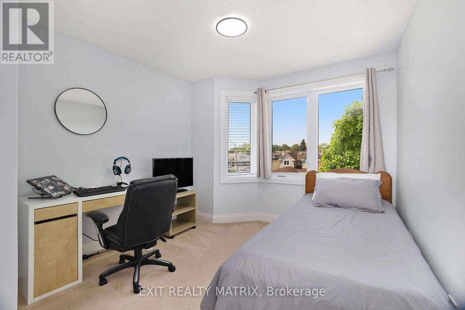 23 Weybridge Drive