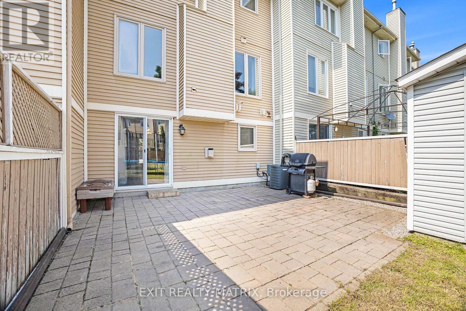 23 Weybridge Drive