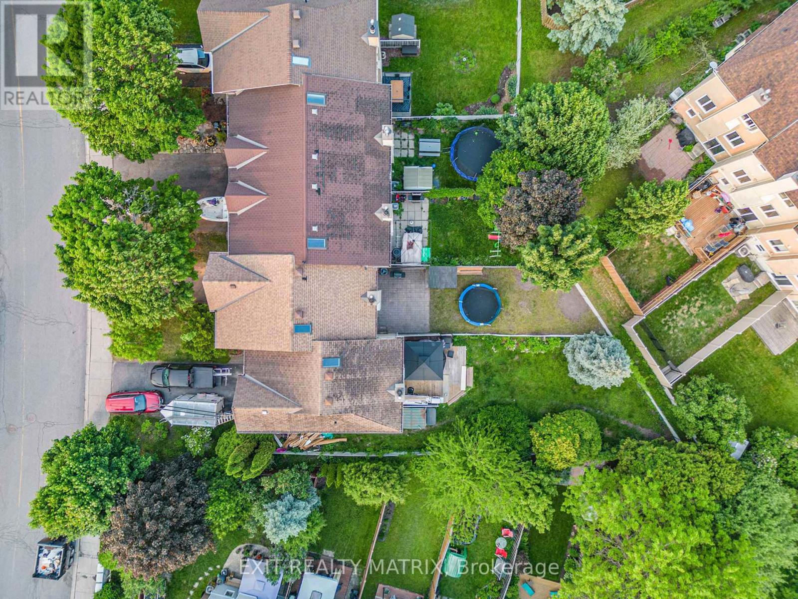 23 Weybridge Drive
